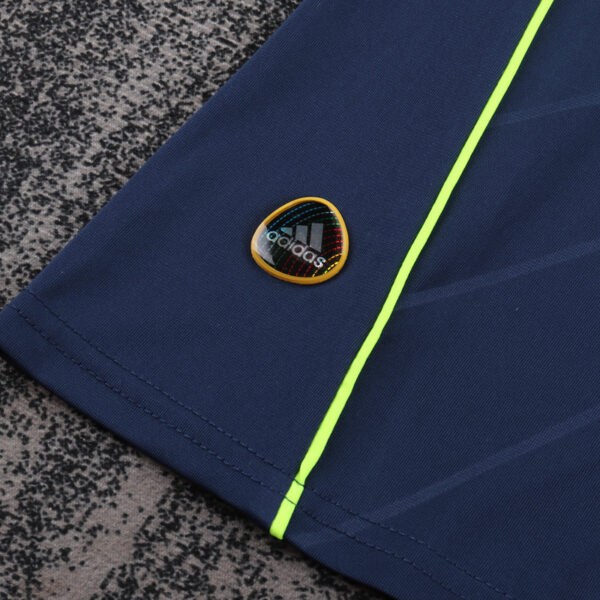 2010-11 REAL MADRID AWAY KIDS KIT