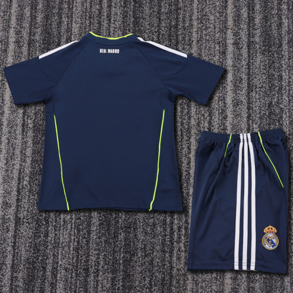 2010-11 REAL MADRID AWAY KIDS KIT