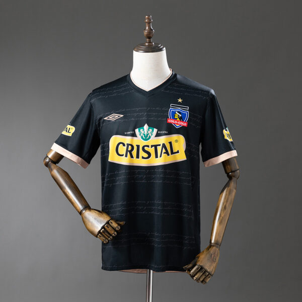 2011 COLO COLO AWAY