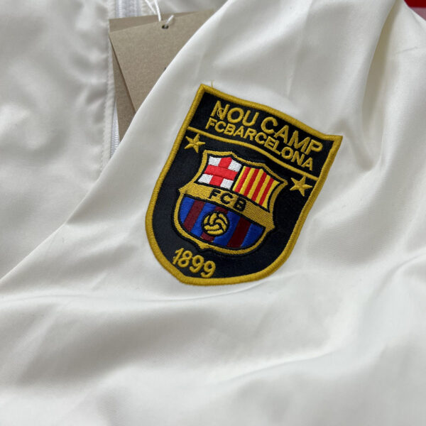 25-26 BARCELONA TRAINING WINDBREAKER
