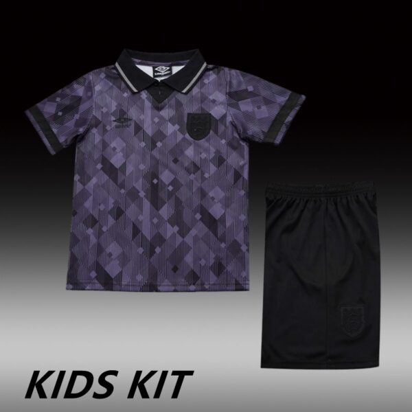 1990 ENGLAND BLACK AWAY KIDS KIT