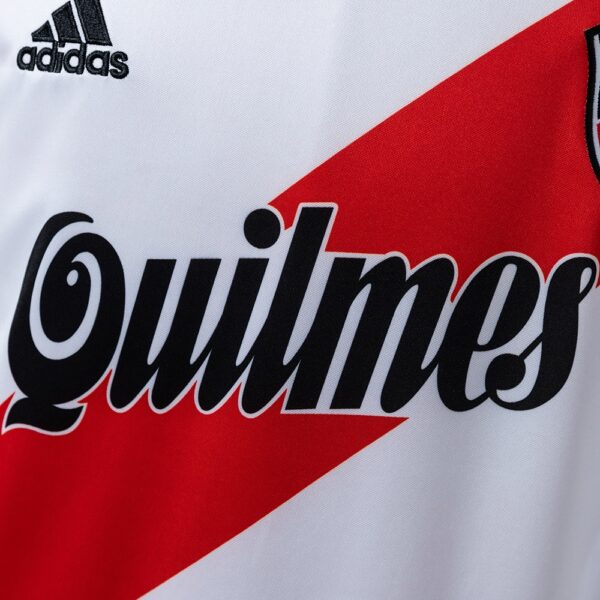 2000-01 RIVER PLATE HOME