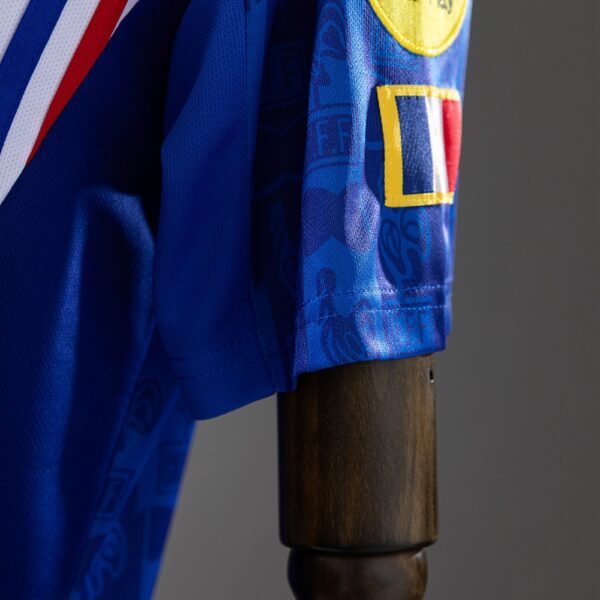 1996 FRANCE HOME