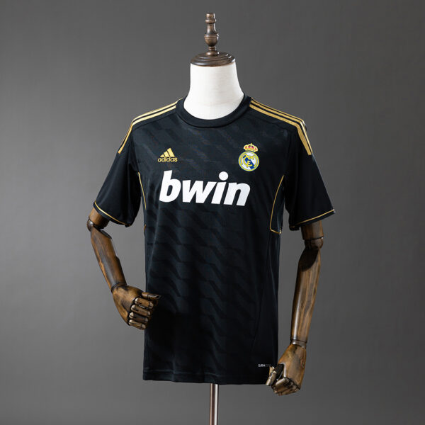 e2f65be4b6.jpg 2011-12 REAL MADRID AWAY