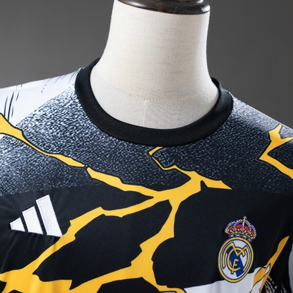 2025-26 REAL MADRID MARVEL T-SHIRT WHITE/GOLD
