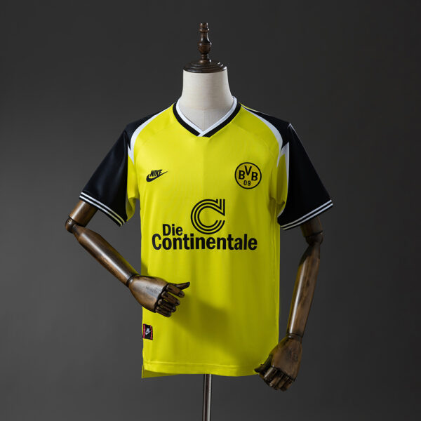 1995-96 BORUSSIA DORTMUND HOME