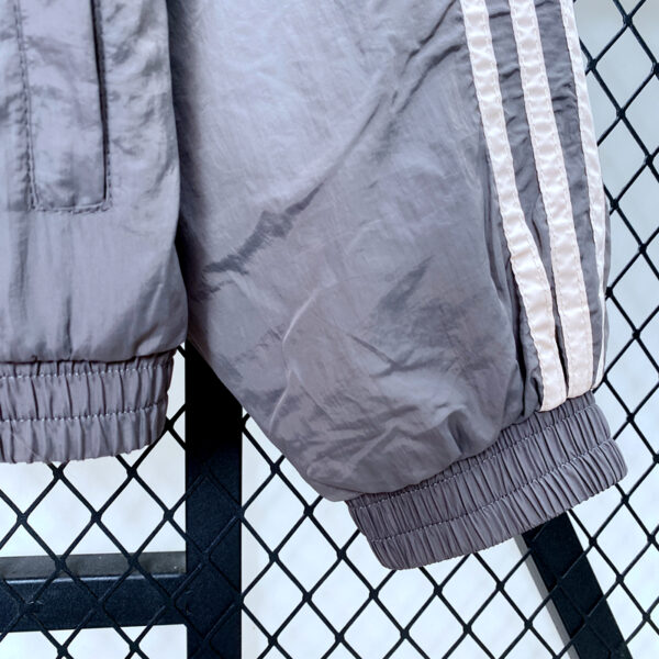 24-25 REAL MADRID TRAINING WINDBREAKER