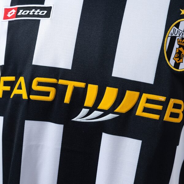 2001-02 JUVENTUS HOME