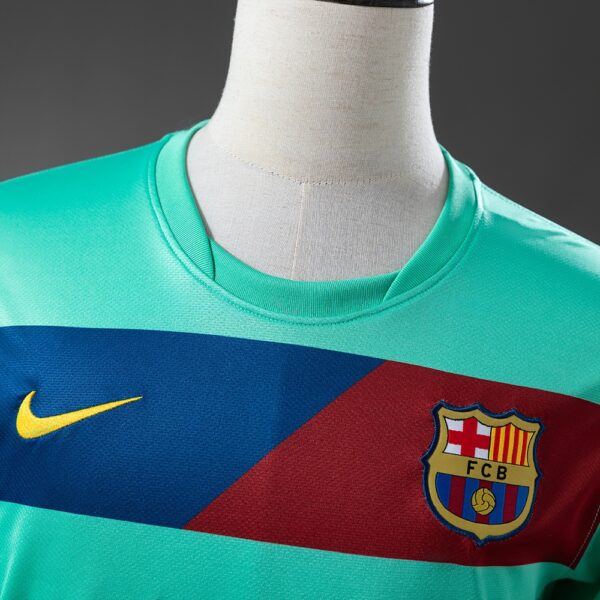 2010-11 BARCELONA AWAY LONG SLEEVE