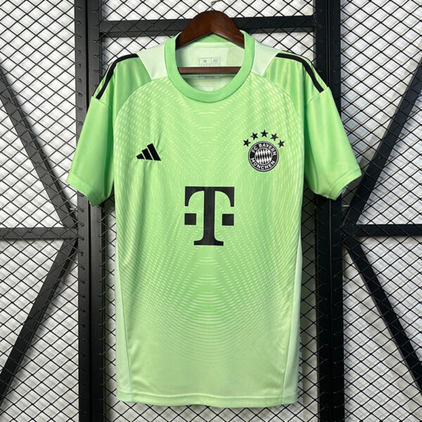 2025-26 BAYERN MUNICH GREEN GOALKEEPER