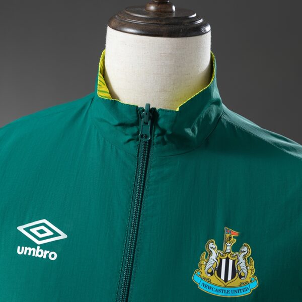 NEWCASTLE UNITED REVERSIBLE JACKET WINDBREAKER - ARMY GREEN & YELLOW