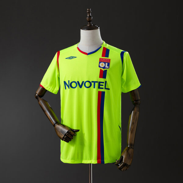 2008-09 LYON AWAY