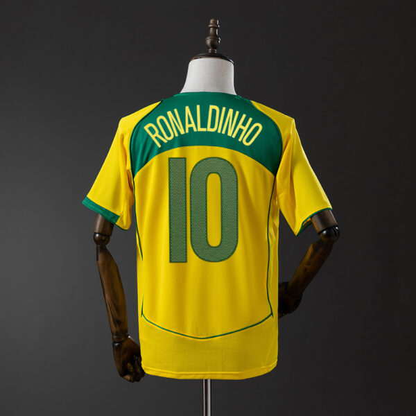 2004 BRAZIL HOME