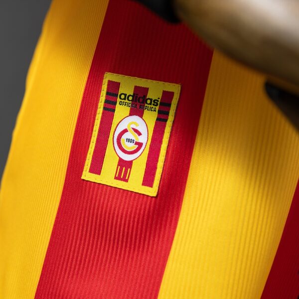 1999-00 GALATASARAY HOME LONG SLEEVES