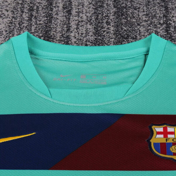 2010-11 BARCELONA AWAY KIDS KIT