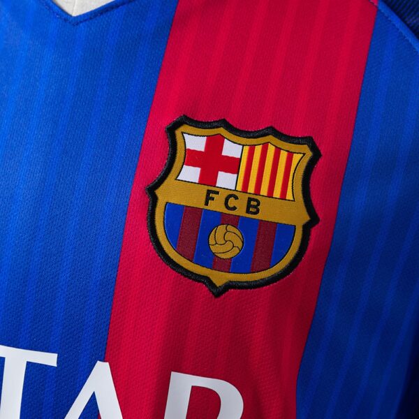 f2939102b2.jpg 2016-17 BARCELONA HOME