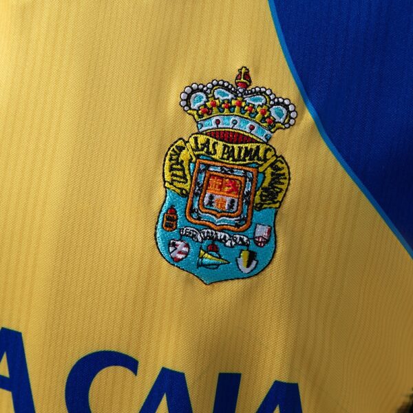 2000-01 LAS PALMAS HOME