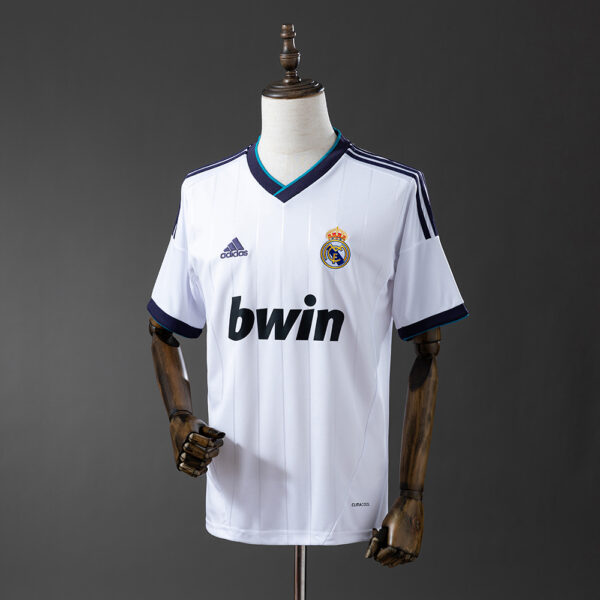 f8f5462404.jpg 2012-13 REAL MADRID HOME (FAN VERSION)
