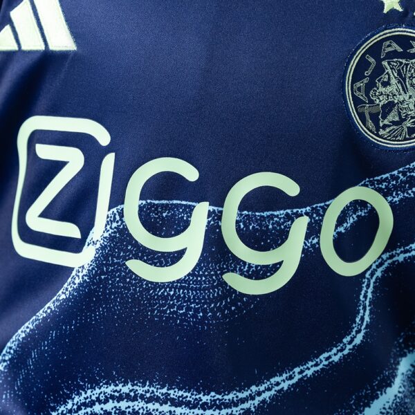 2025-26 AJAX AWAY MEN AND KIDS KIT