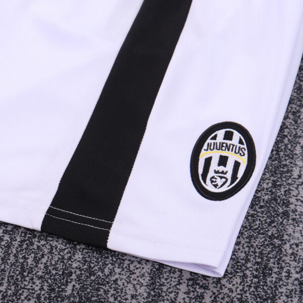 2014-15 JUVENTUS HOME KIDS KIT