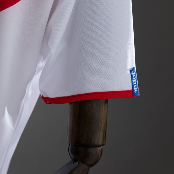 2001-02 RAYO VALLECANO HOME