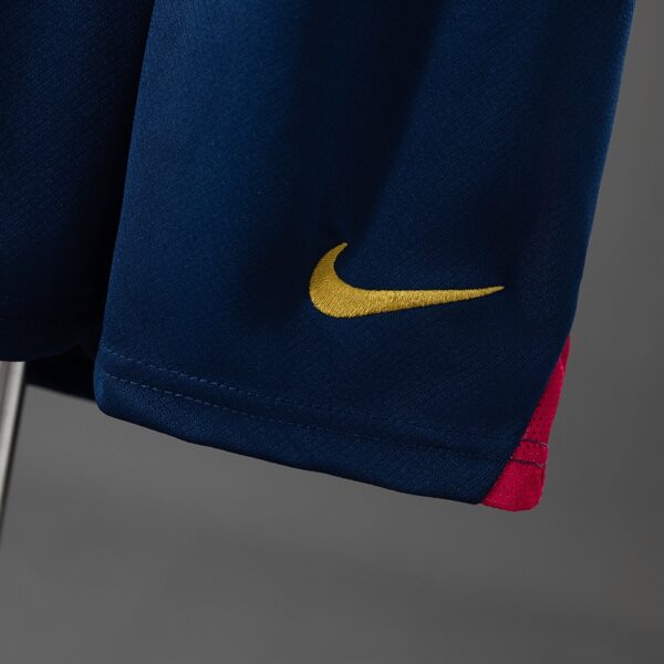 8e95c89ff9.jpg 2026-27 BARCELONA HOME MEN AND KIDS KIT