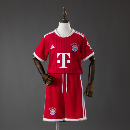2026-27 BAYERN MUNICH HOME MEN AND KIDS KIT